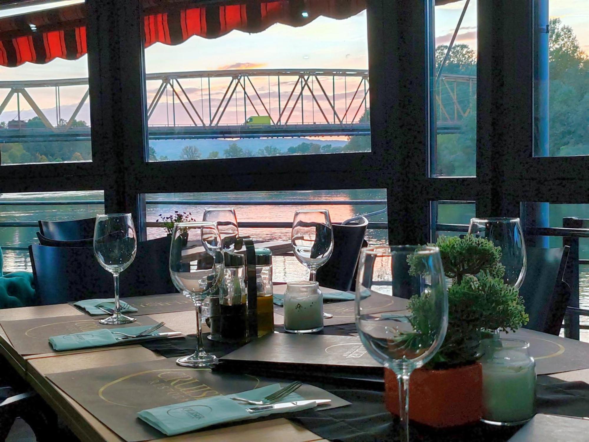 Brod Cruiser restoran sa prenocistem Ćuprija Exterior foto