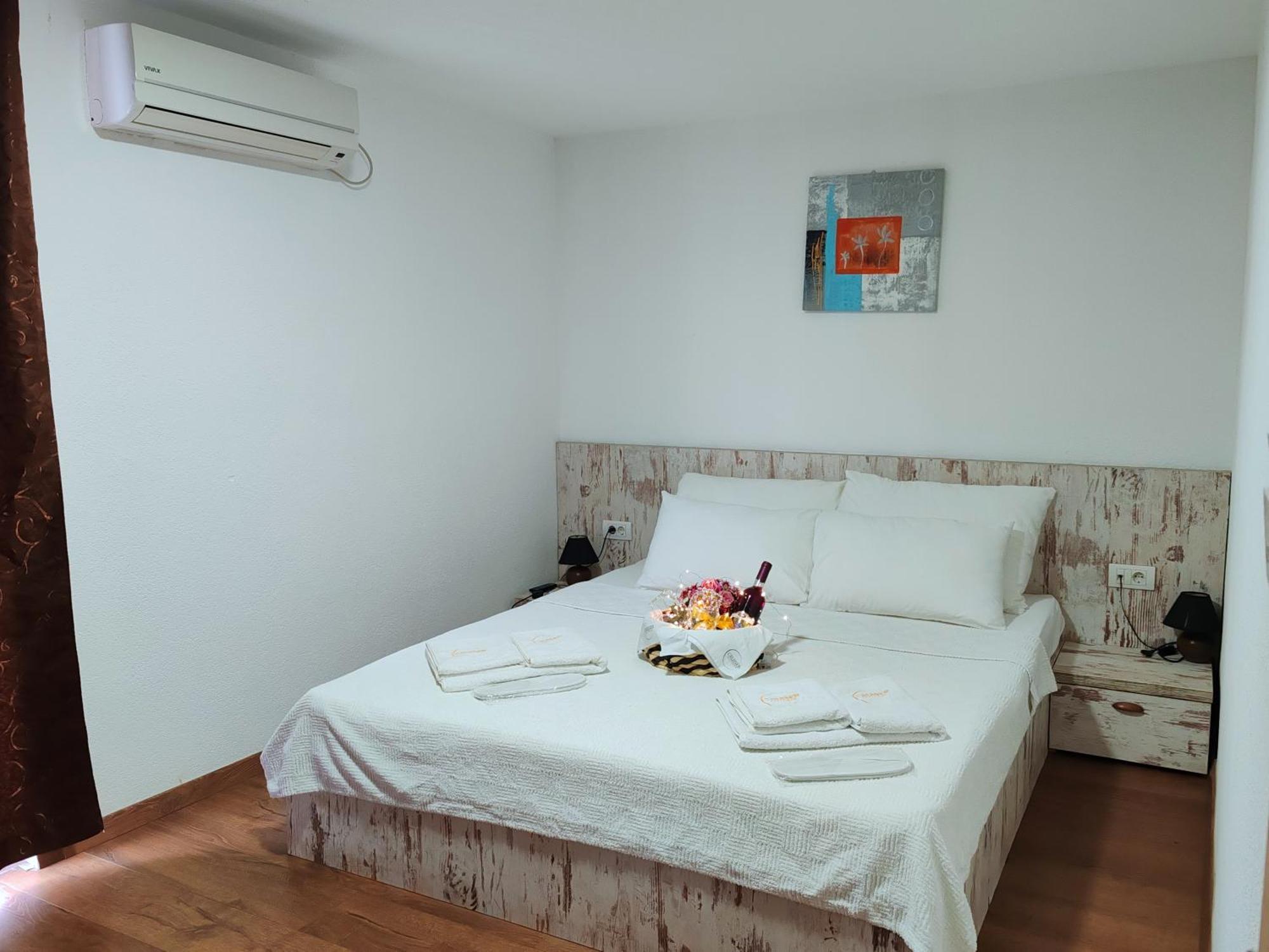 Brod Cruiser restoran sa prenocistem Ćuprija Exterior foto